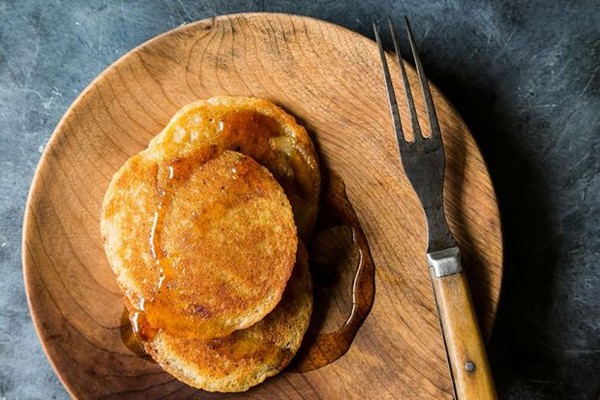 Gluten-free banana flapjacks