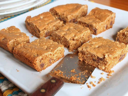 Gluten-free browned butter chocolate chip cookie bars