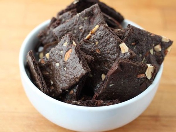 Gluten-free brownie brittle