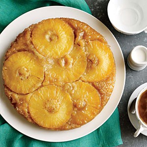 Gluten-free caramelized pineapple-upside-down cake