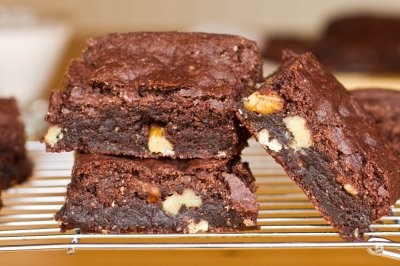 Gluten-free chocolate-almond brownies
