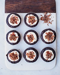 Gluten-free chocolate chile cakes