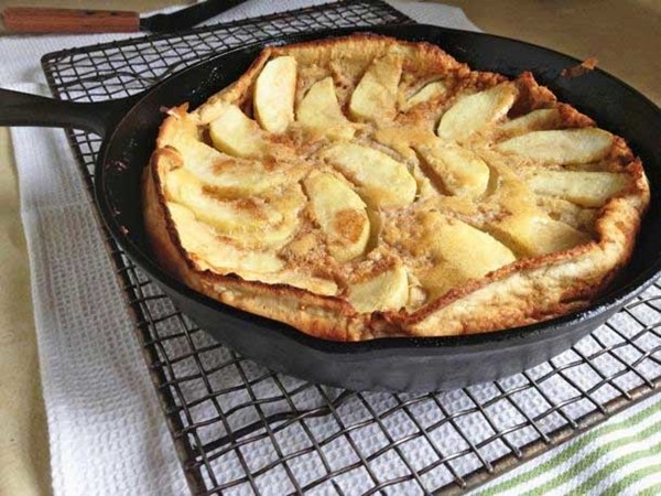Gluten-free Dutch apple pancake