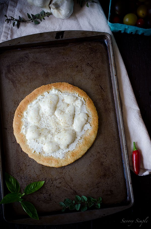 Gluten-free four cheese white pizza