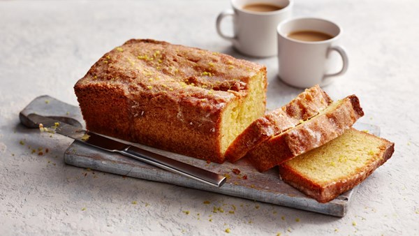 Gluten-free lemon drizzle cake