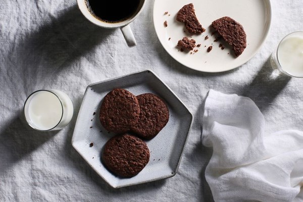 Gluten-free, mostly whole-grain chocolate shortbread cookies