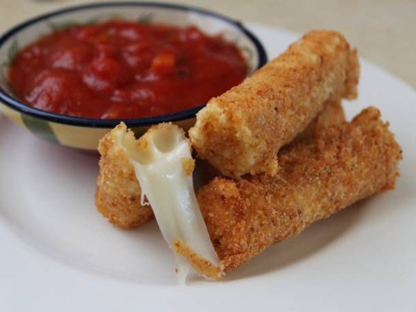 Gluten-free mozzarella sticks