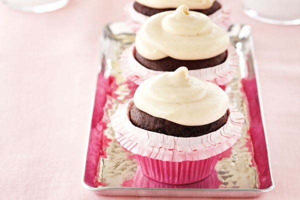 Gluten-free PB & J cupcakes
