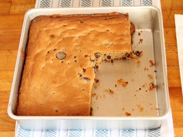 Gluten-free peanut butter chocolate chip bars