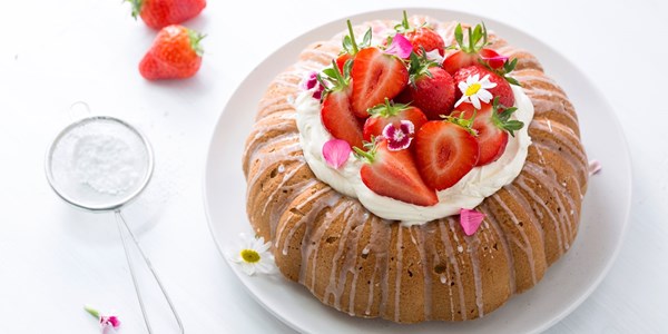 Gluten-free strawberries and cream 'Wimbledon cake'