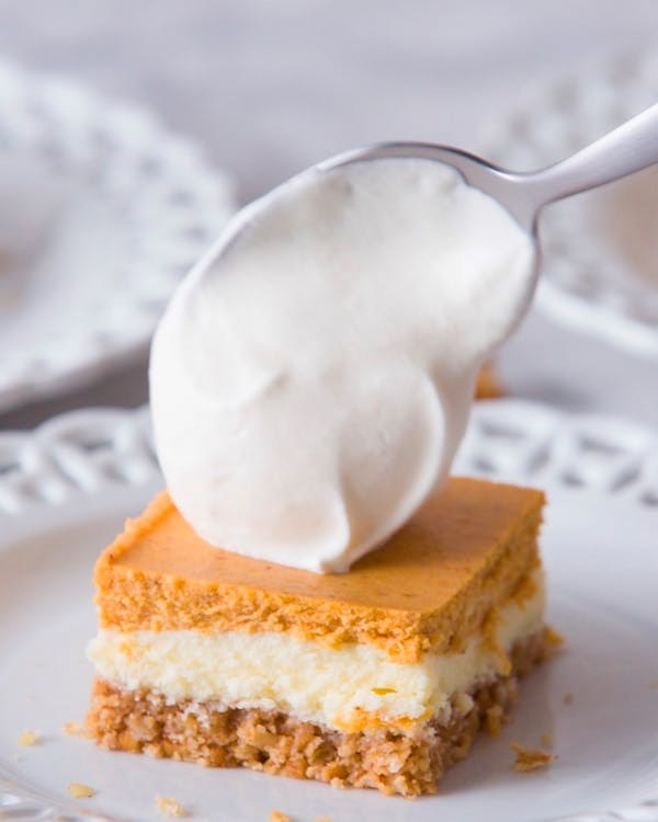 Gluten-free walnut crumb crust