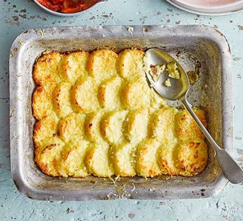 Gnocchi alla Romana with tomato sauce