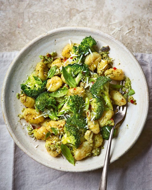 Gnocchi with broccoli pesto