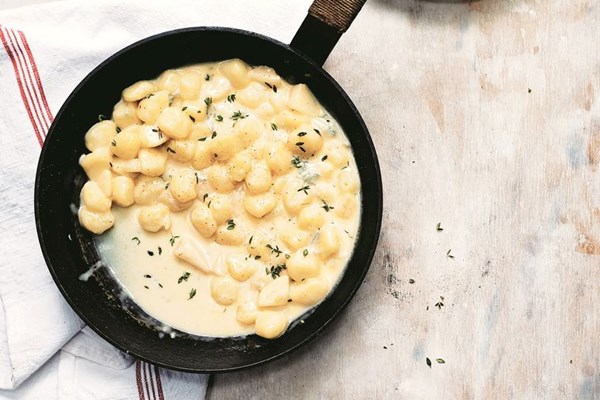 Gnocchi with Gorgonzola and pear (Gnocchi con Gorgonzola e pera)