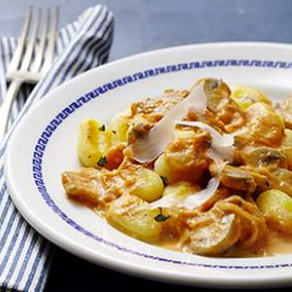 Gnocchi with mushrooms & pumpkin cream sauce