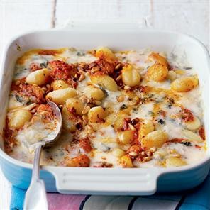 Gnocchi with red pepper and parsley pesto and blue cheese