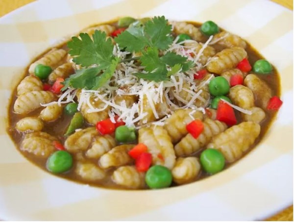 Gnocchi with seco sauce