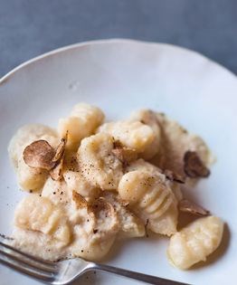 Gnocchi with truffled cauliflower sauce