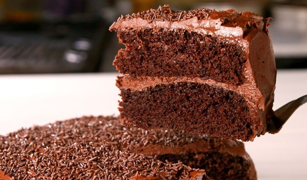 Go Shorty, it’s your birthday cake 