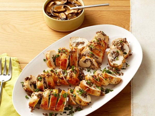 Goat cheese-and-mushroom-stuffed chicken breasts