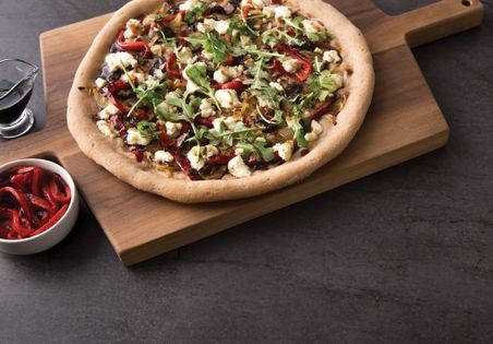 Goat cheese, roasted red pepper, and caramelized onion [pizza]