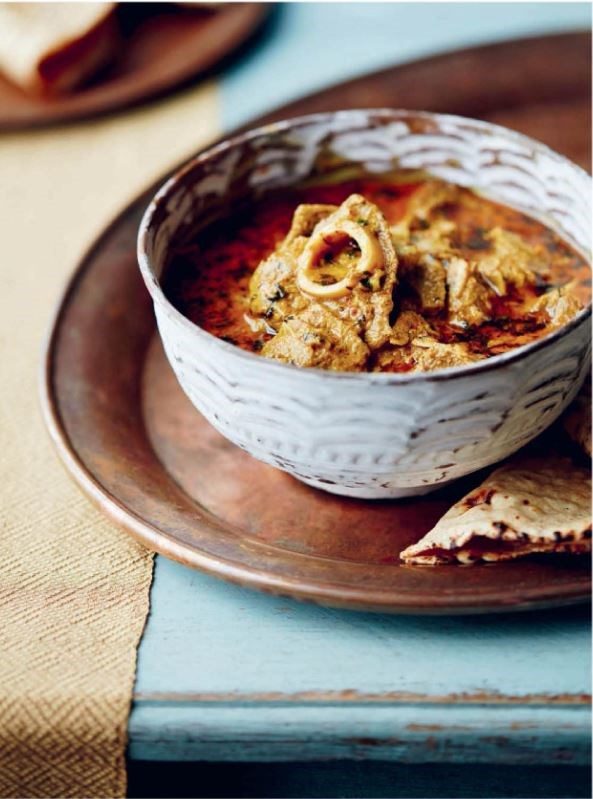 Goat cooked in yoghurt (Naat yakkhn)