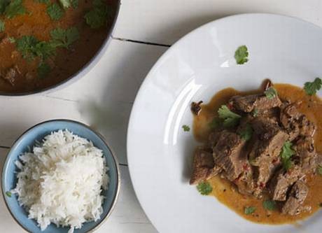 Goat (or lamb) curry