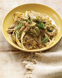 Goat ragù with fresh spaghetti