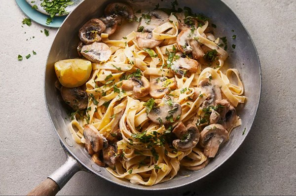 Goat's cheese & mushroom tagliatelle