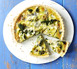 Goat's cheese and soft greens quiche