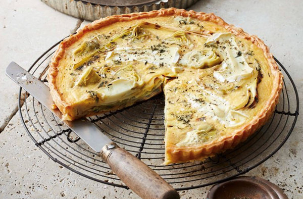Goat's cheese, leek and artichoke quiche