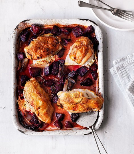 Goat's cheese-stuffed chicken breasts with roasted beetroot