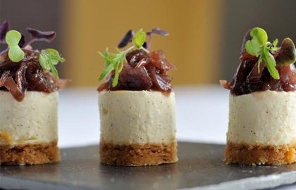 Goat's cheesecake with red onion jam