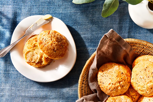 Gochugaru-Parmesan biscuits