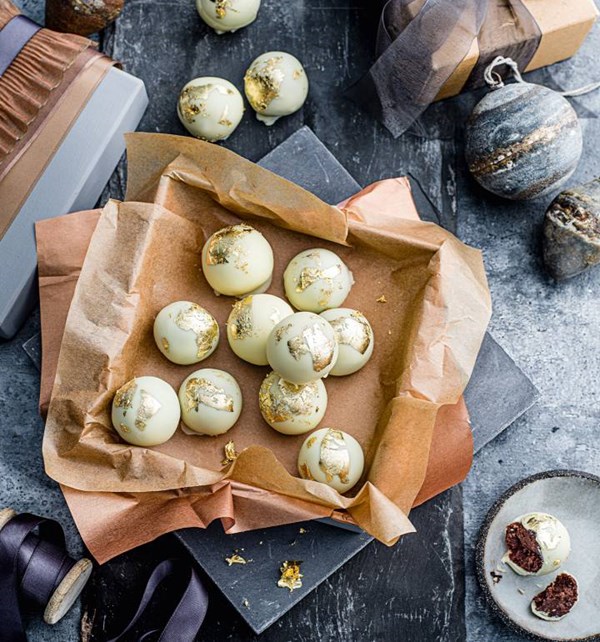 Gold fizz truffles
