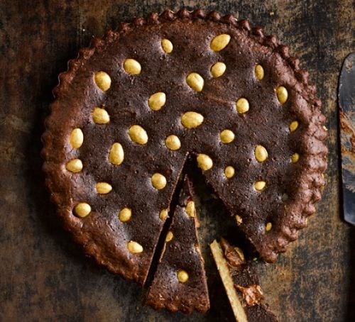 Golden egg baked chocolate tart