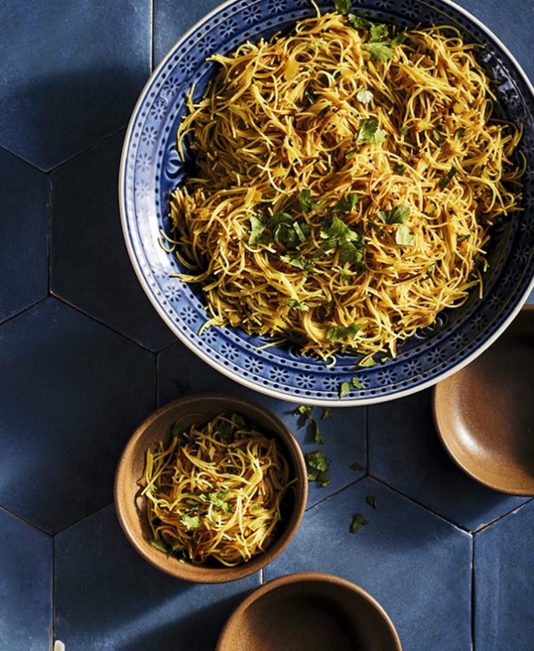 Golden noodles with tarka crunch