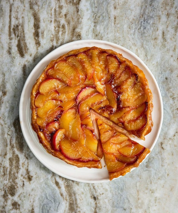 Golden Queen peach tarte Tatin [Tom Hishon / Stefania Palermo]
