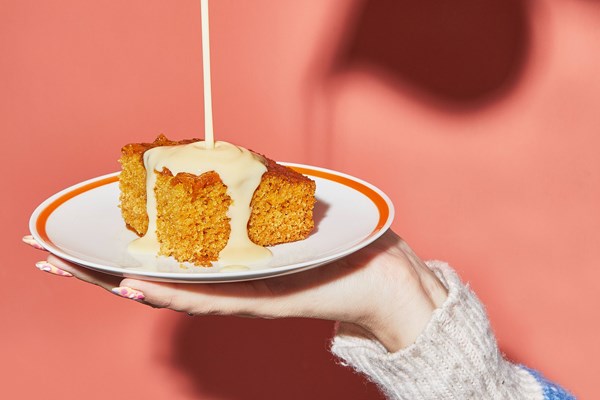 Golden syrup pudding cake