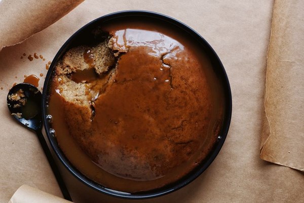 Golden syrup sticky date pudding