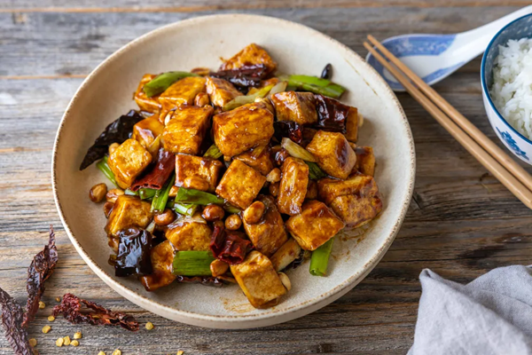 Gong bao doufu (Kung pao tofu)