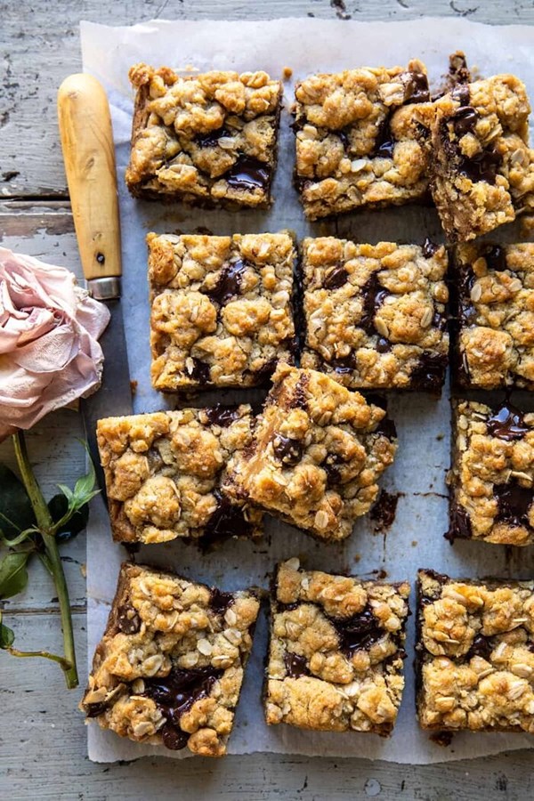 Gooey chocolate oatmeal bars