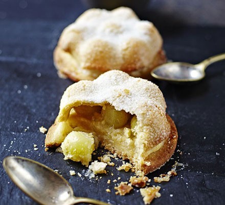 Goose-bump Bakewell pies
