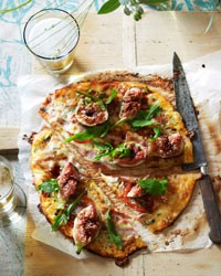Gorgonzola, fig and pancetta pizza