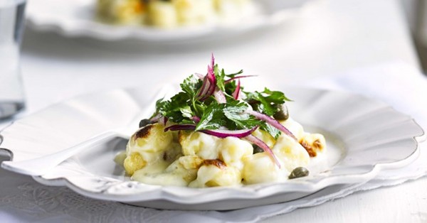 Gorgonzola gnocchi with parsley salad