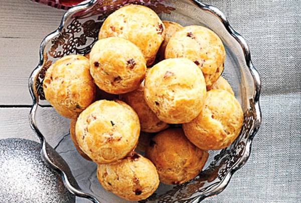 Gouda bacon puffs