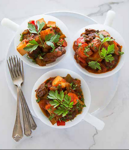 Goulash soup (Gulaschuppe)