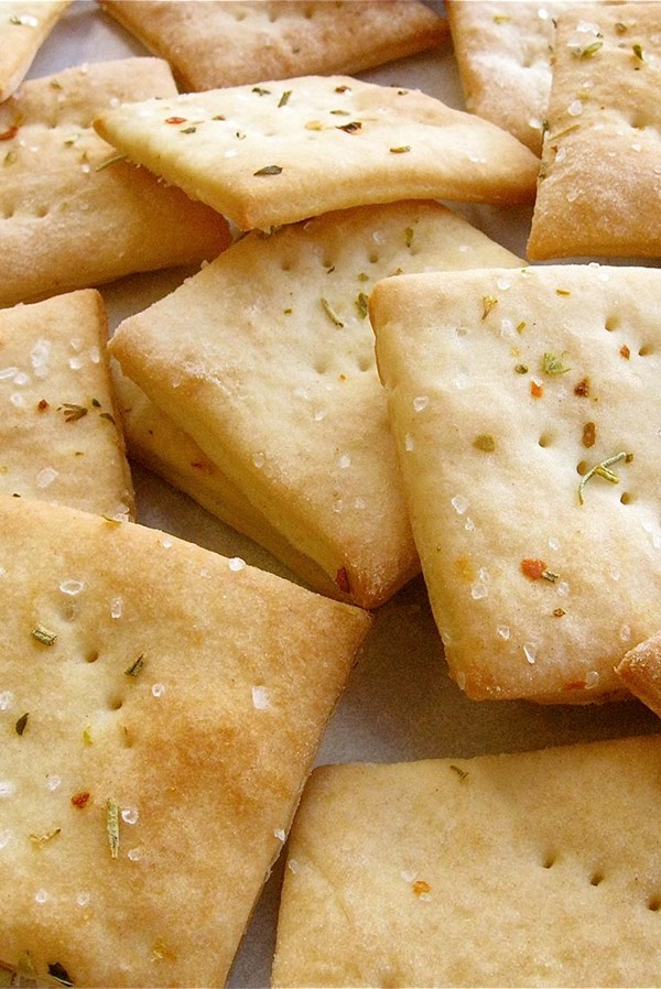 Gourmet soda crackers