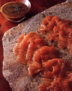 Graavlax with sweet mustard dill sauce