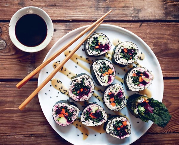 Grain-free black kale sushi rolls with white miso ginger sauce